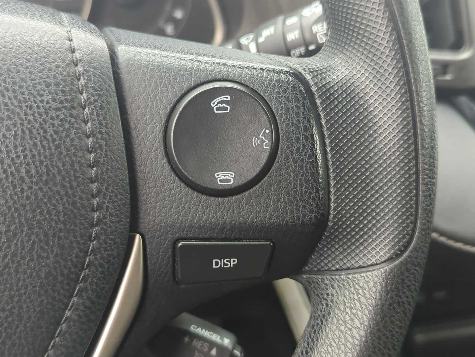 Thumbnail: 2015 Toyota RAV4 - 26