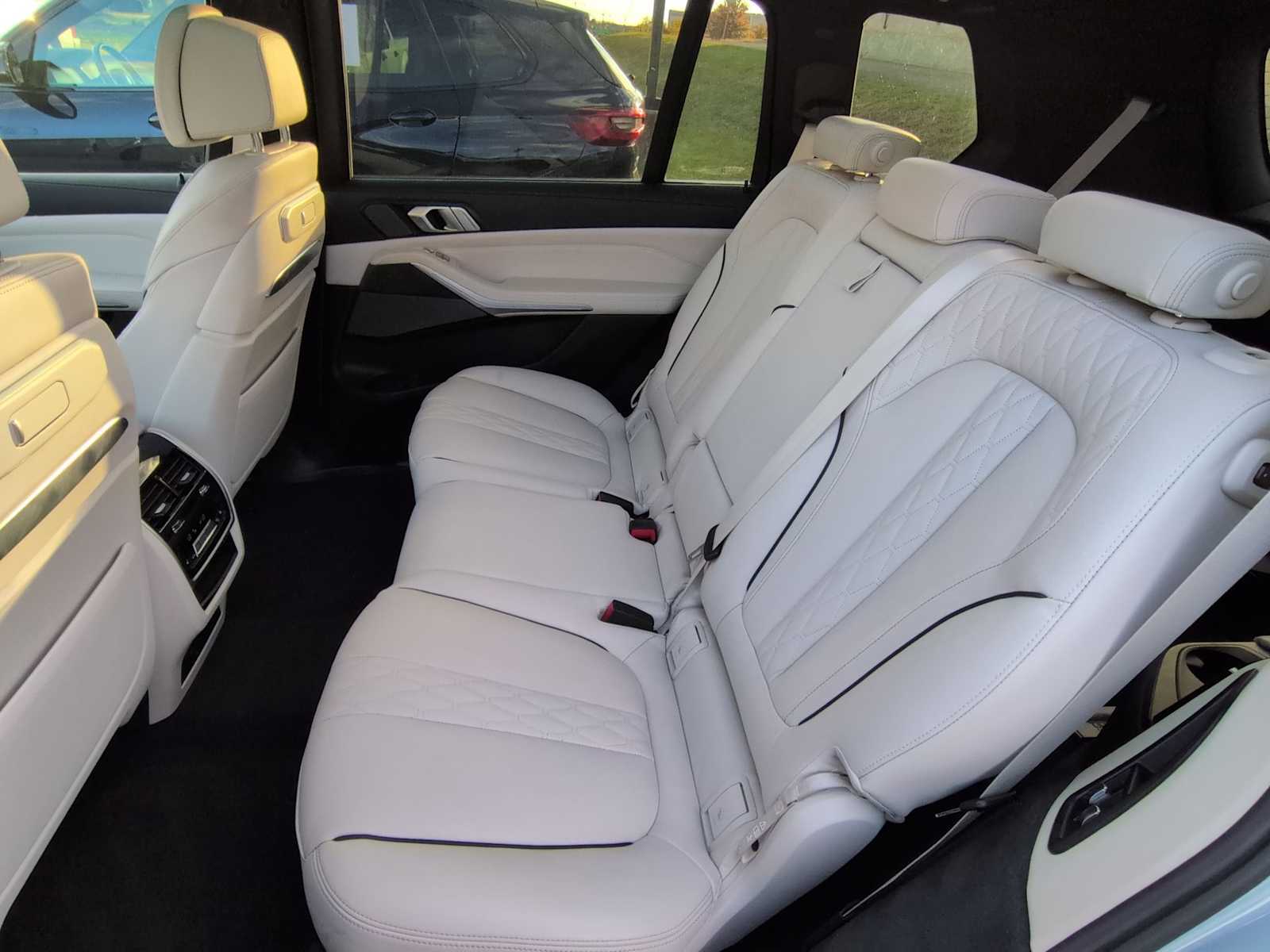 Thumbnail: 2023 BMW X7 - 21