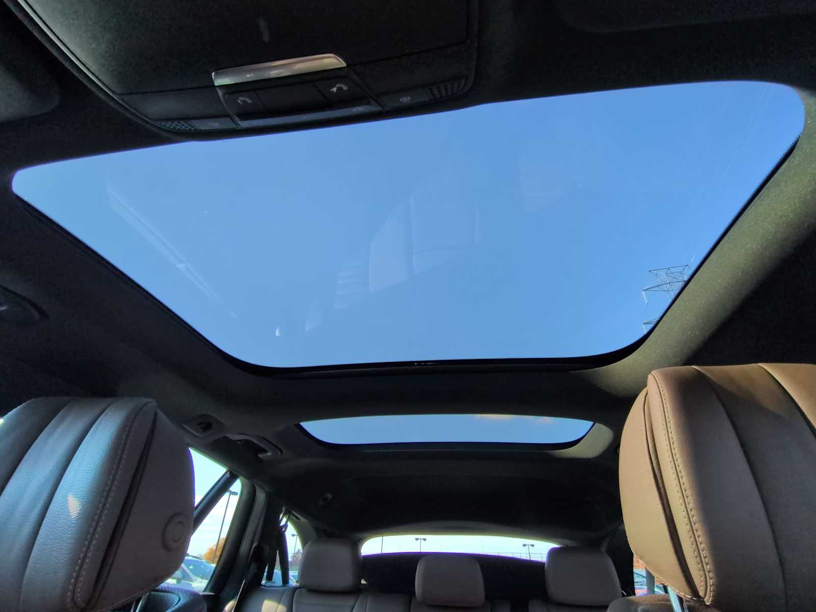 Thumbnail: 2017 Mercedes-Benz E-Class - 20