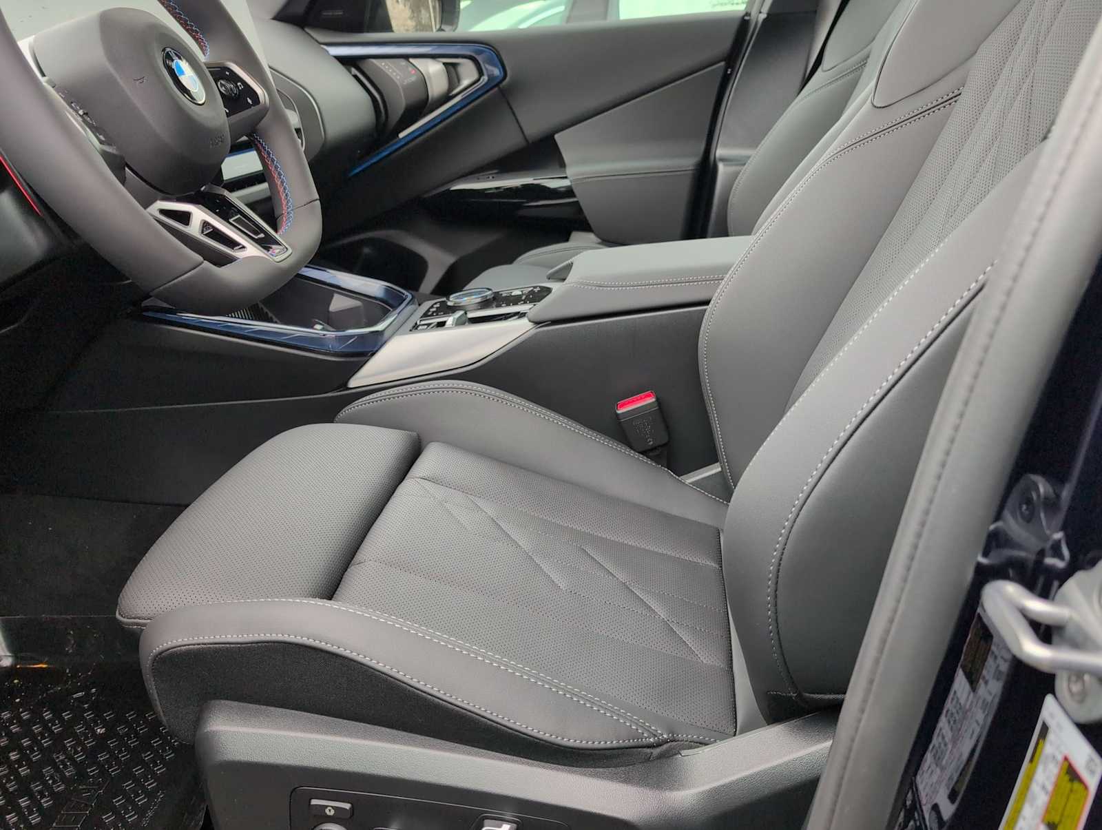 Thumbnail: 2026 BMW X3 - 16