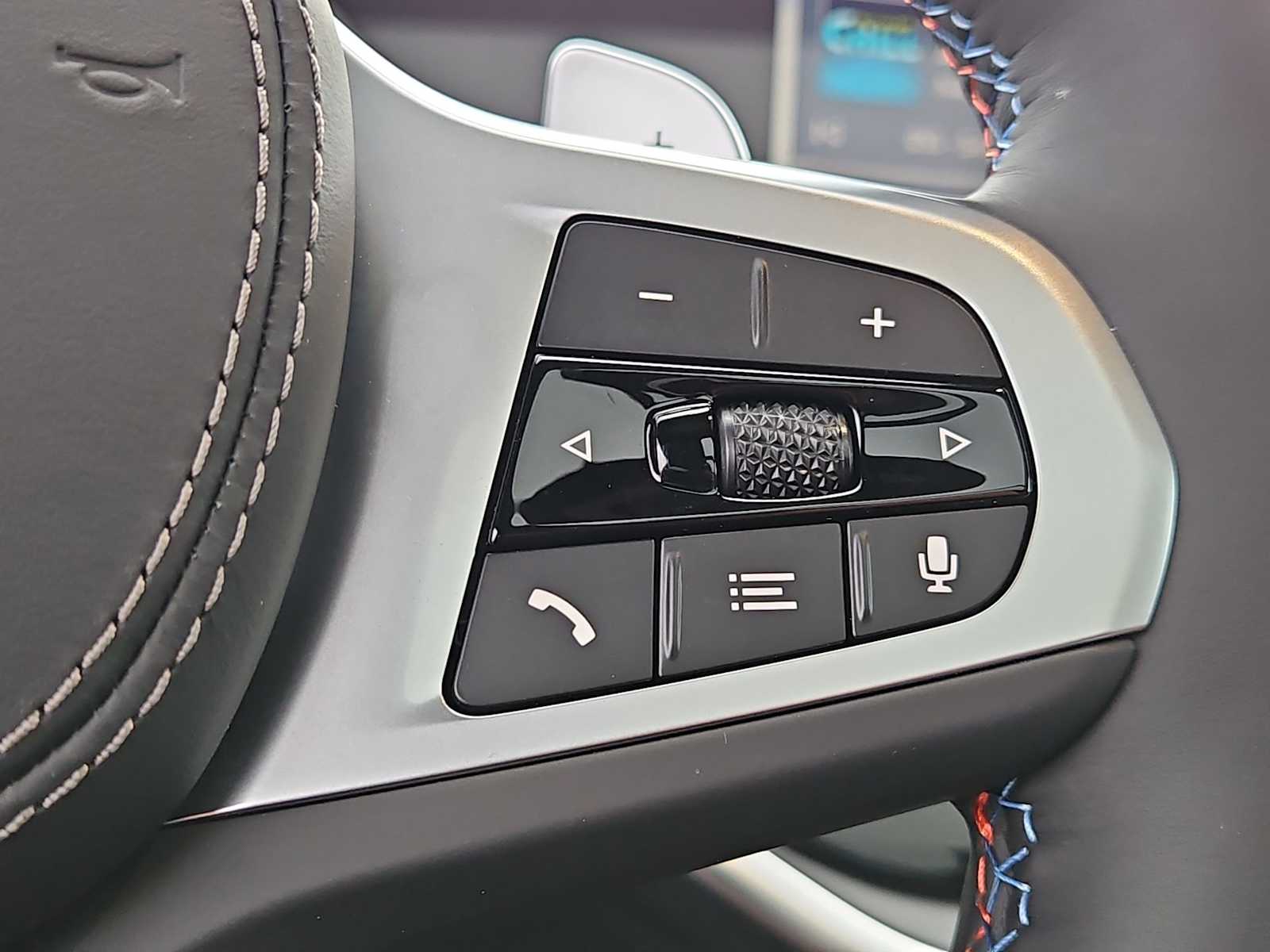 Thumbnail: 2026 BMW X5 - 23