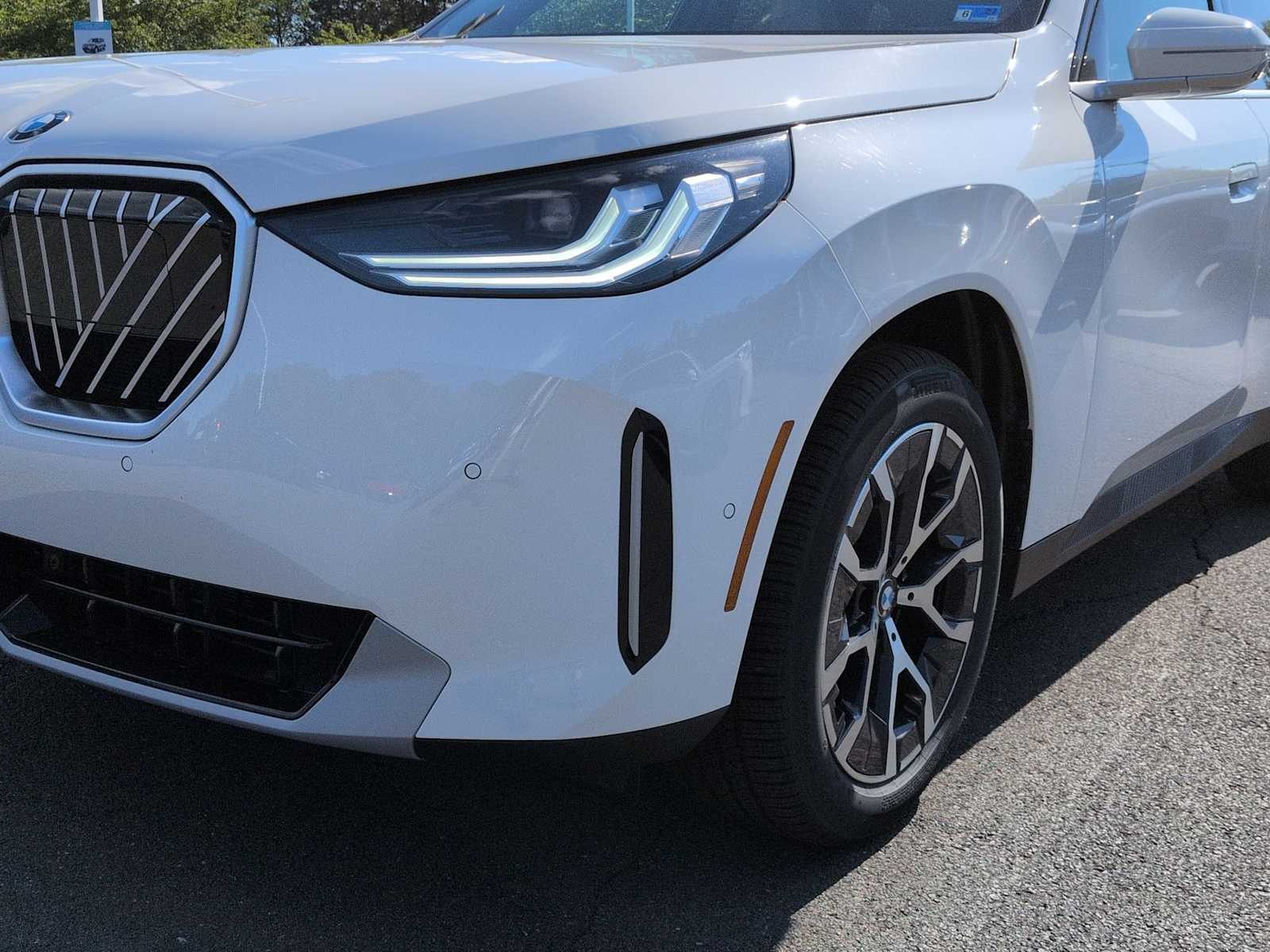 Thumbnail: 2026 BMW X3 - 11