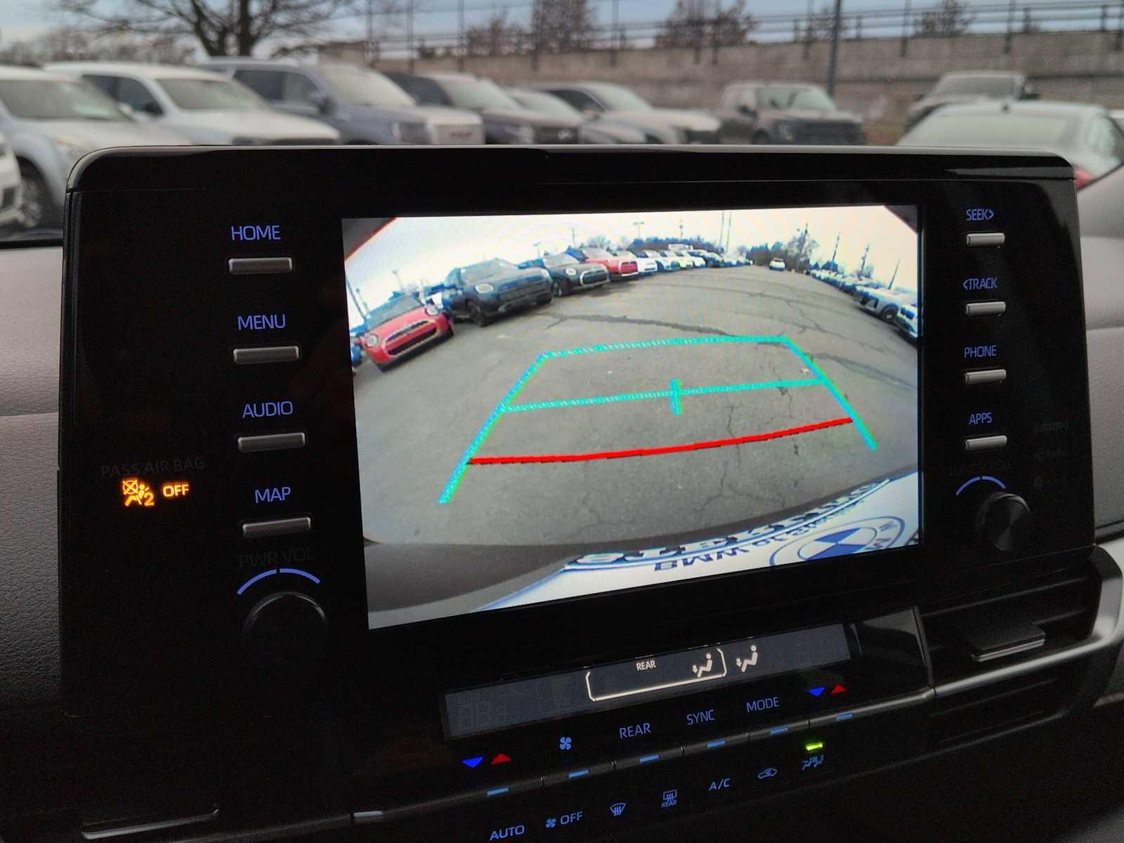 Thumbnail: 2024 Toyota Sienna - 29