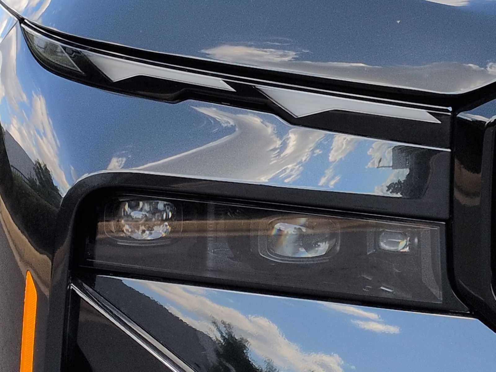 Thumbnail: 2026 BMW XM - 11