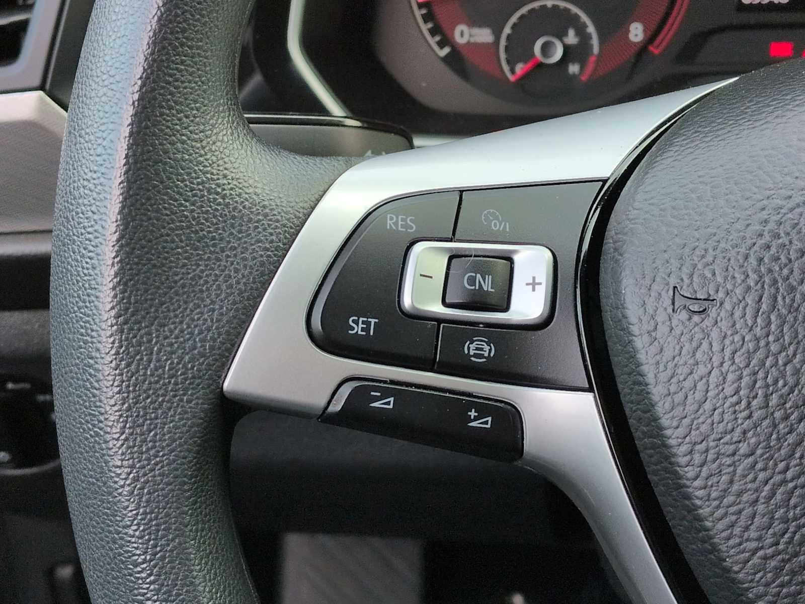 Thumbnail: 2019 Volkswagen Jetta - 23