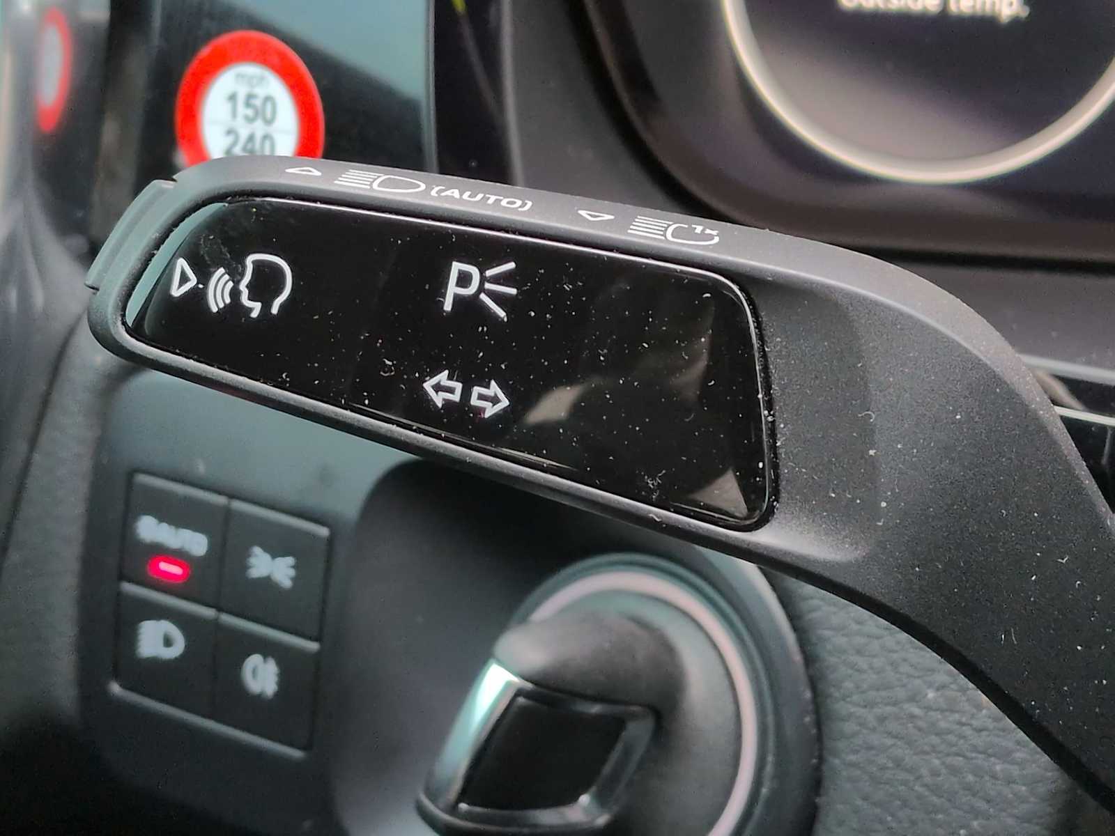 Thumbnail: 2022 Porsche  - 28