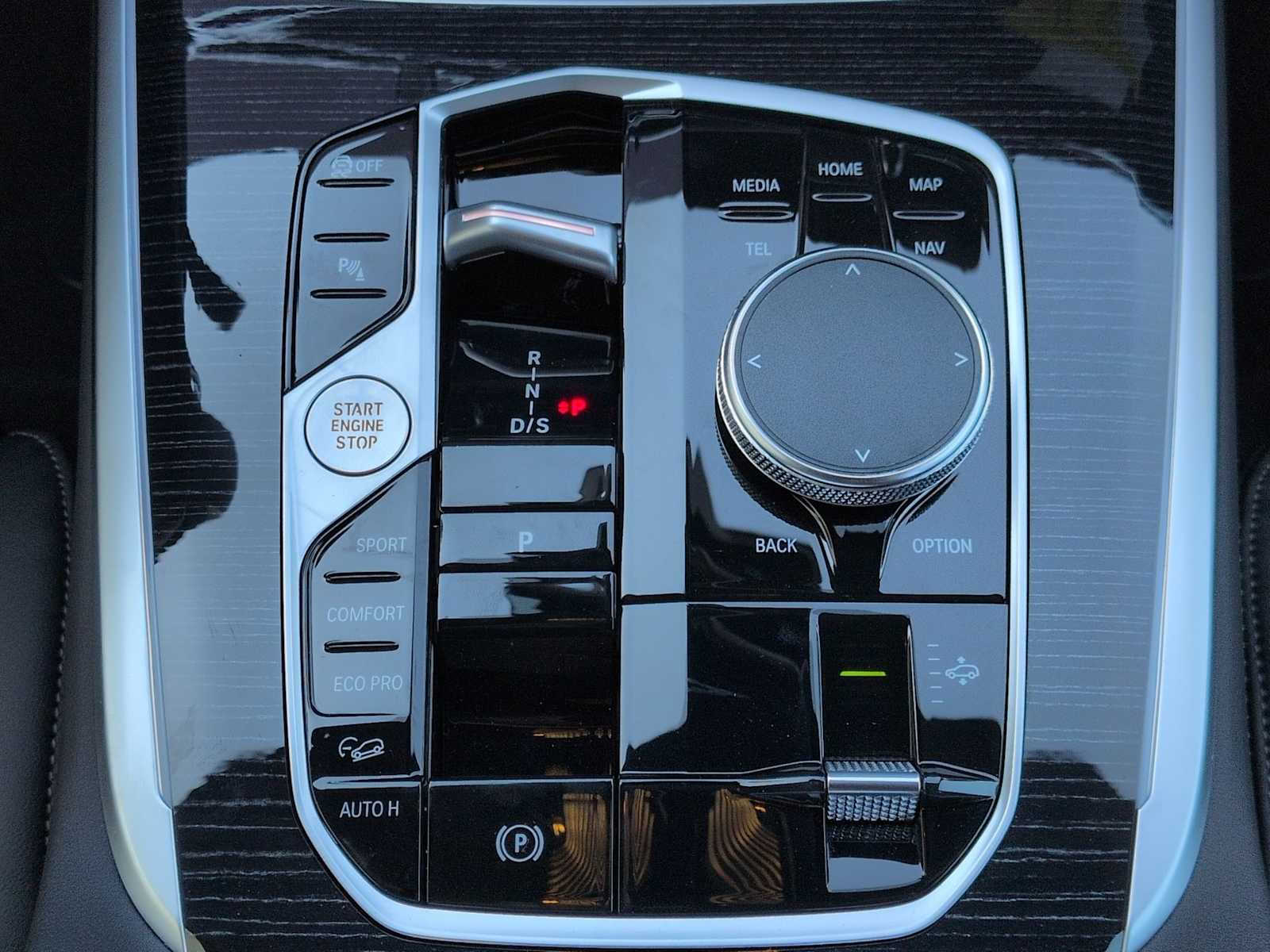 Thumbnail: 2026 BMW X7 - 35