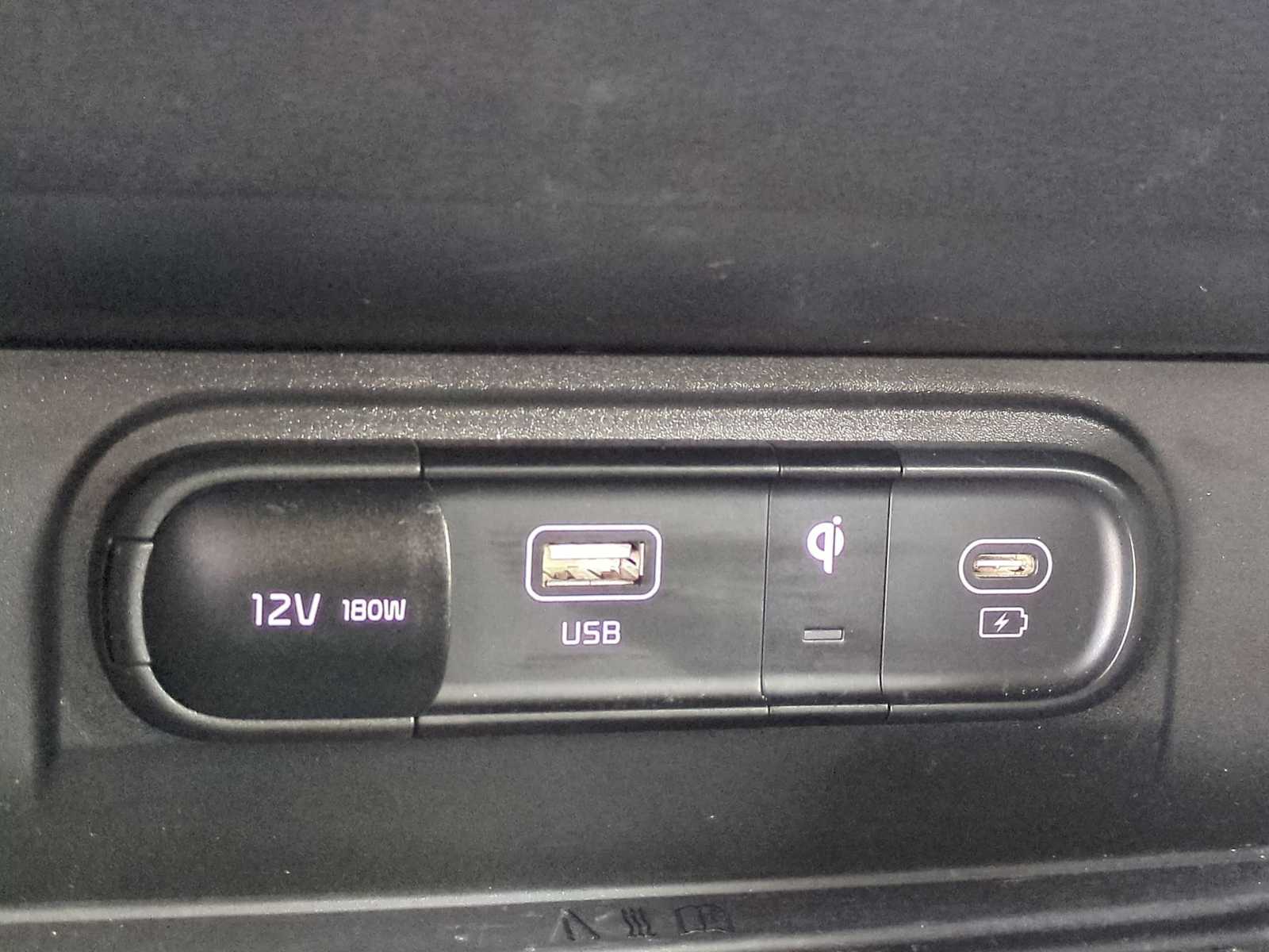 Thumbnail: 2023 Kia Sportage - 31