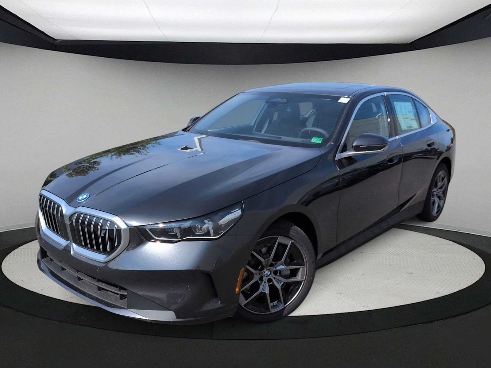 Thumbnail: 2026 BMW i5 - 1