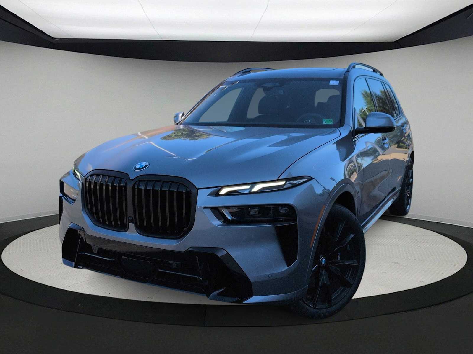 Thumbnail: 2026 BMW X7 - 1