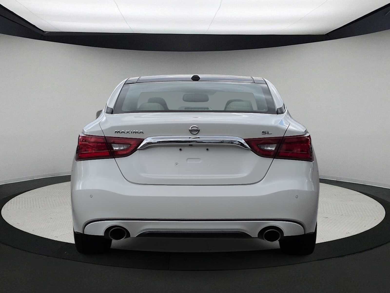 Thumbnail: 2017 Nissan Maxima - 7