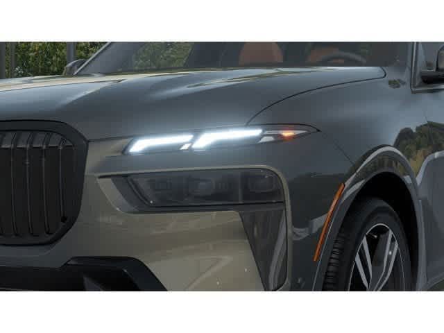 Thumbnail: 2026 BMW X7 - 6