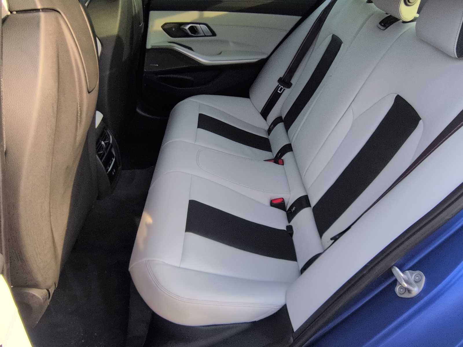 Thumbnail: 2023 BMW M3 - 20