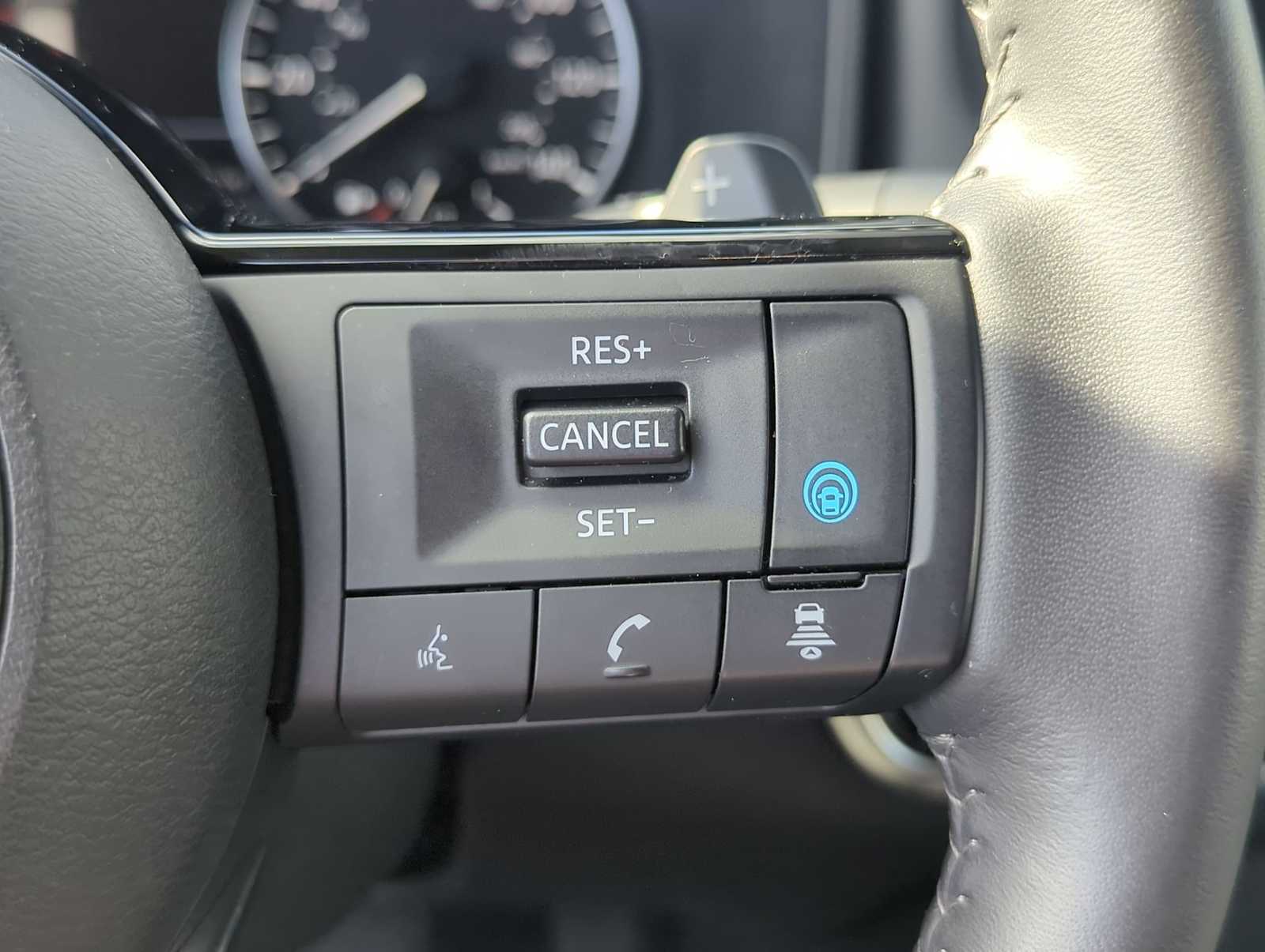 Thumbnail: 2021 Nissan Rogue - 26