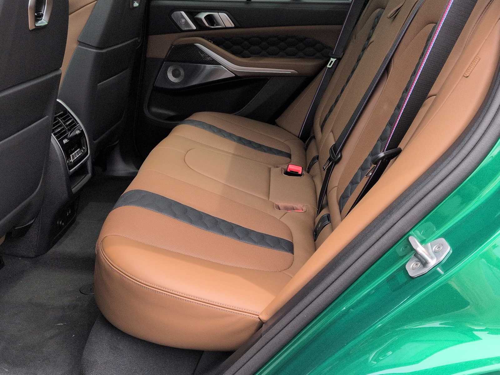 Thumbnail: 2026 BMW X5 - 21