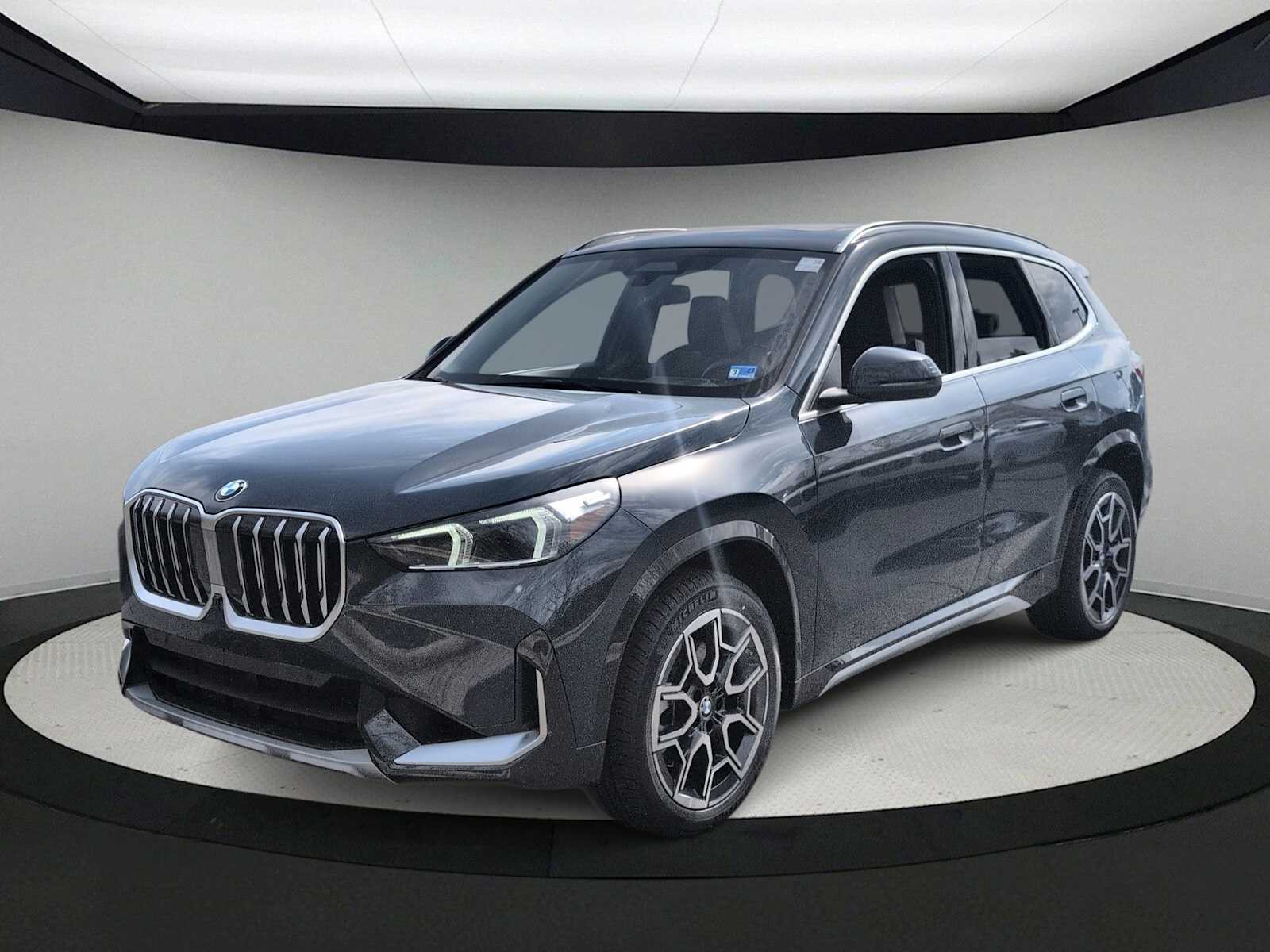 Thumbnail: 2026 BMW X1 - 4