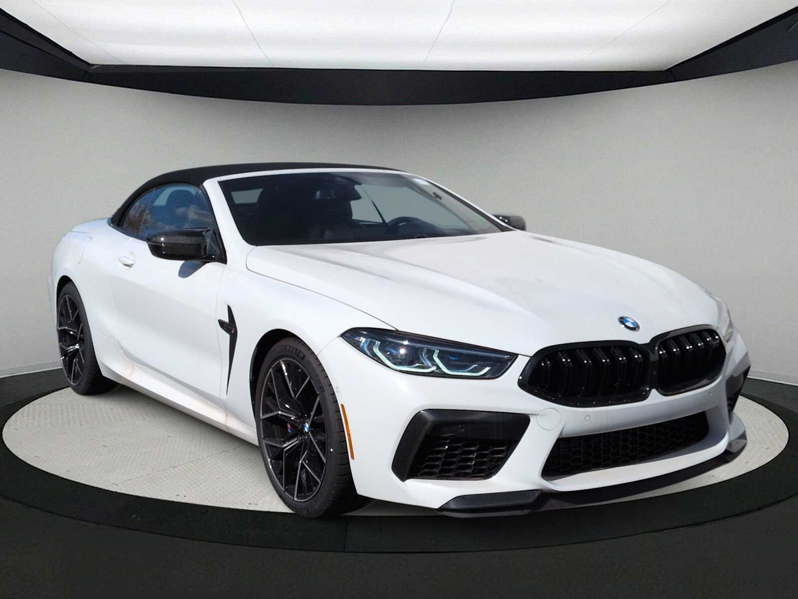 Thumbnail: 2025 BMW M8 - 2