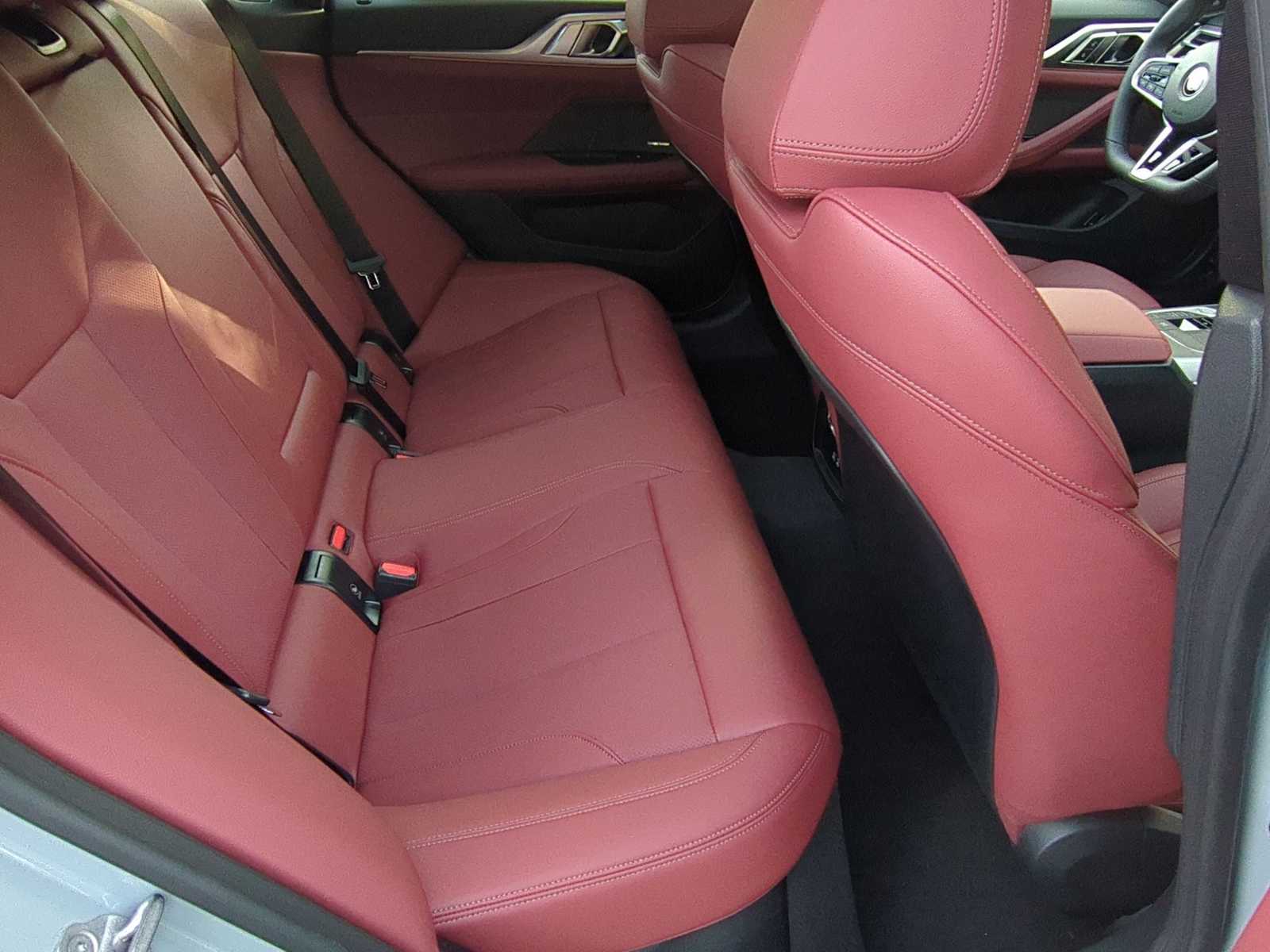 Thumbnail: 2025 BMW 4 Series - 22