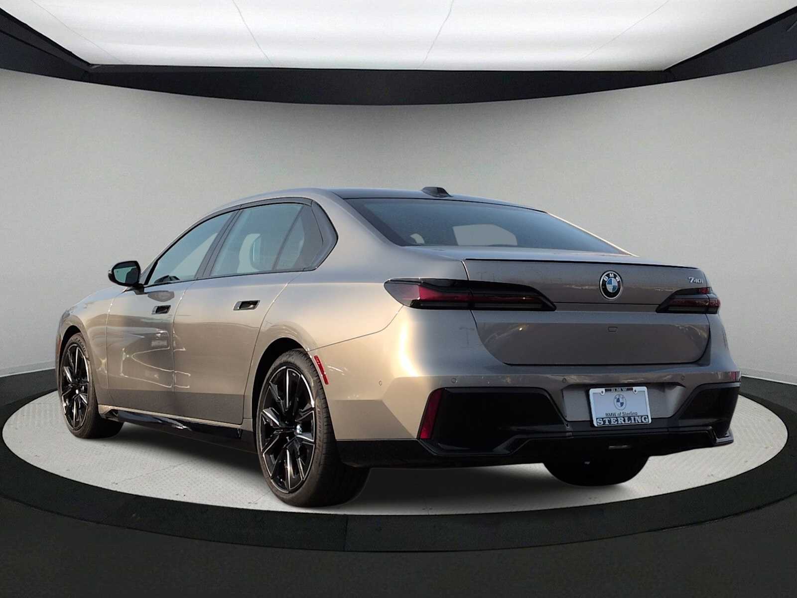 Thumbnail: 2023 BMW 7 Series - 6