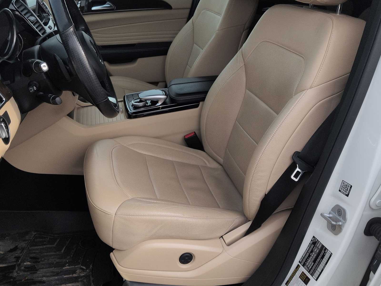 Thumbnail: 2018 Mercedes-Benz GLE - 16