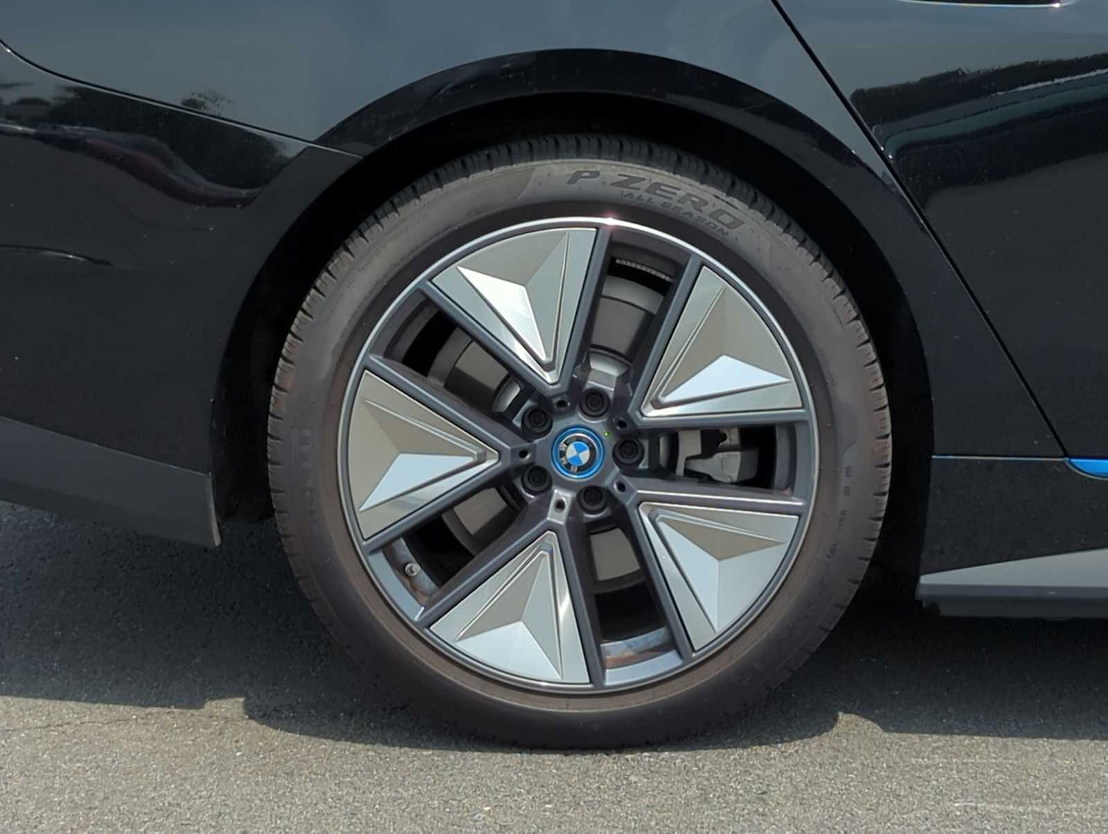 Thumbnail: 2024 BMW i4 - 13