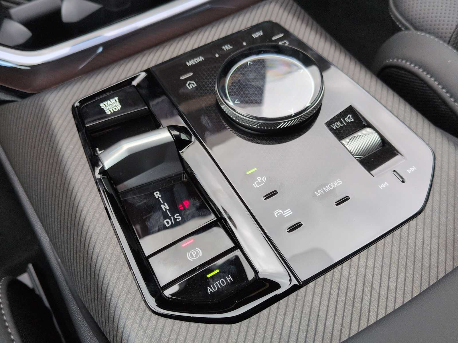 Thumbnail: 2026 BMW X3 - 33