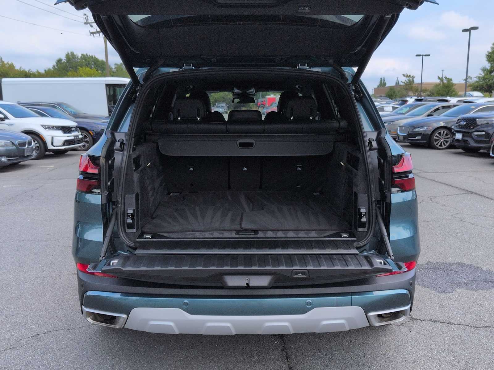 Thumbnail: 2026 BMW X5 - 35