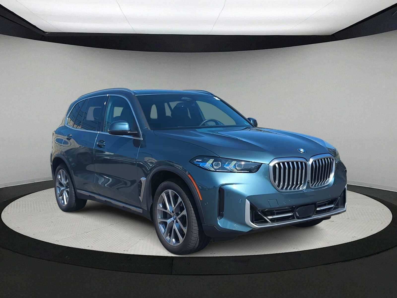 Thumbnail: 2025 BMW X5 - 2