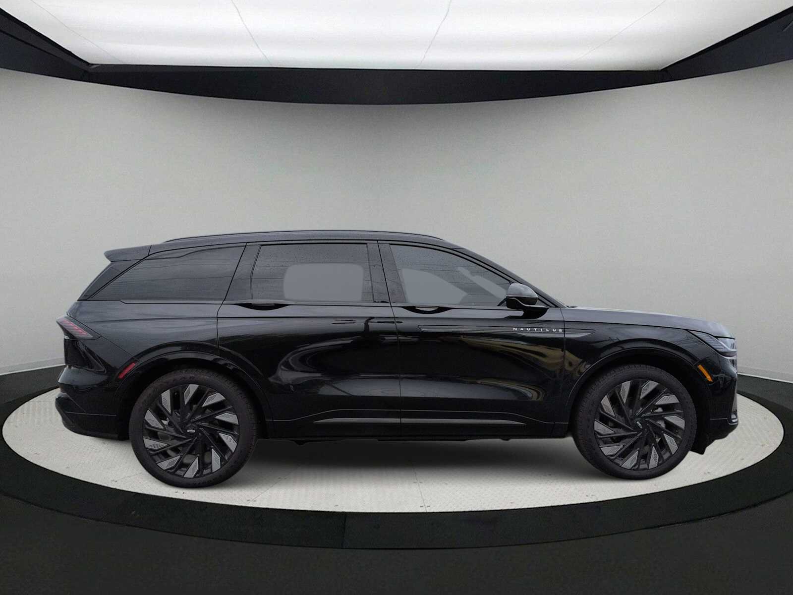 Thumbnail: 2026 Lincoln Nautilus - 9