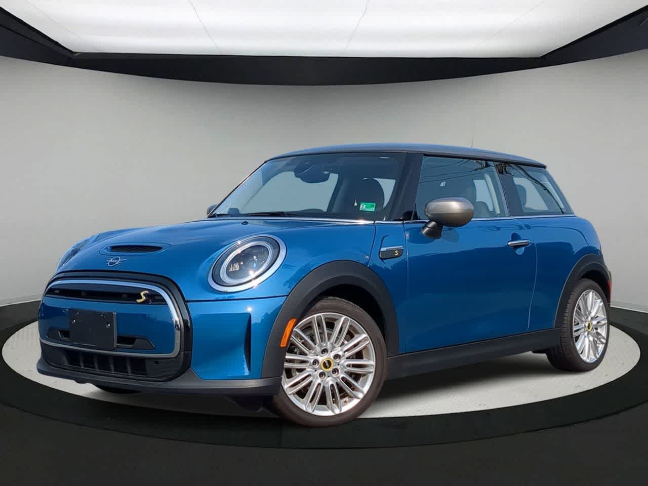 2024 MINI Cooper Hardtop 2 Door -
                  Sterling, VA