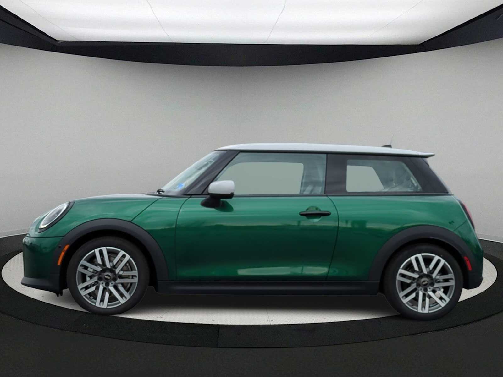 Thumbnail: 2025 MINI Cooper Hardtop - 5