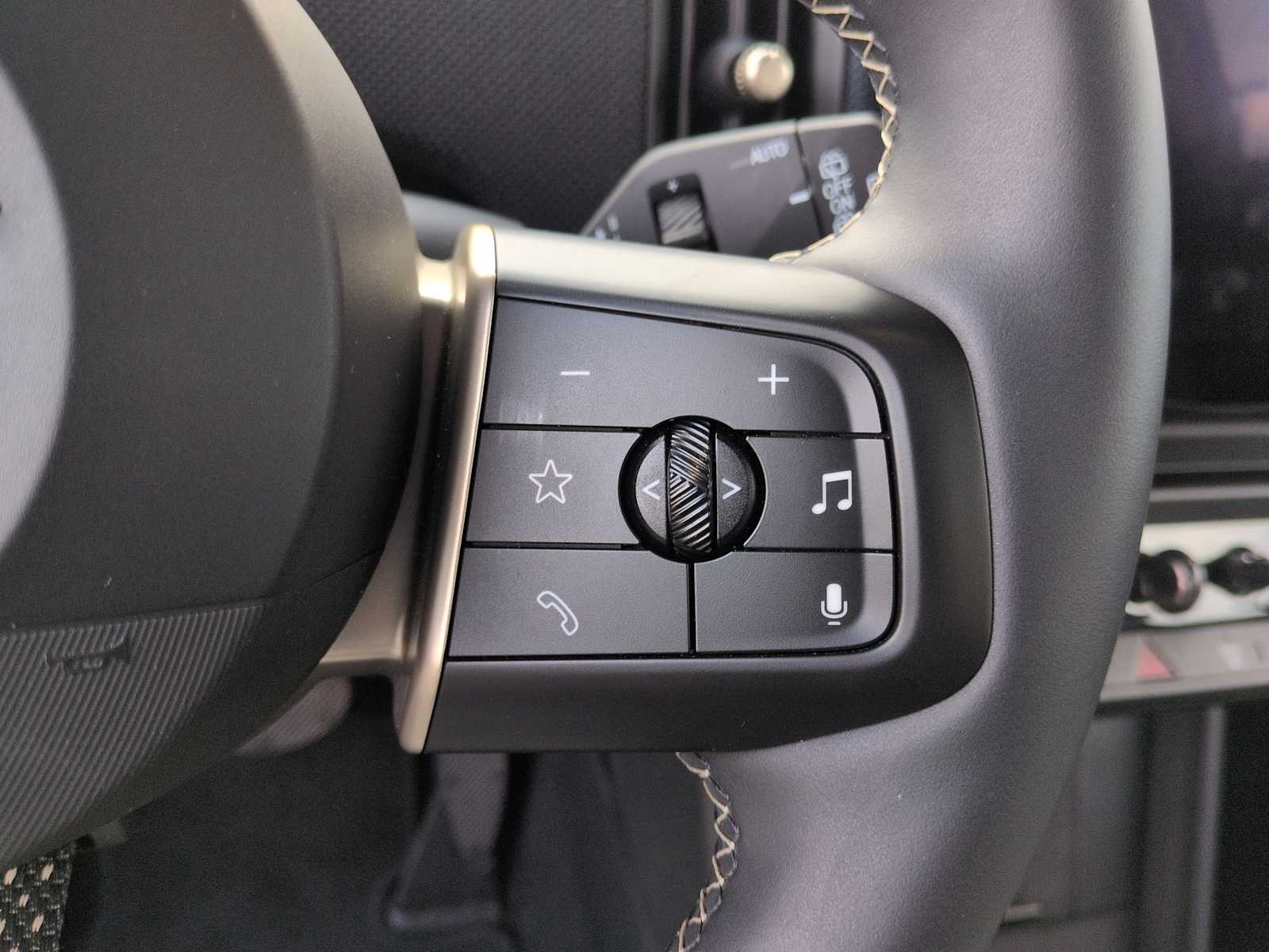 Thumbnail: 2025 MINI Cooper Hardtop - 24