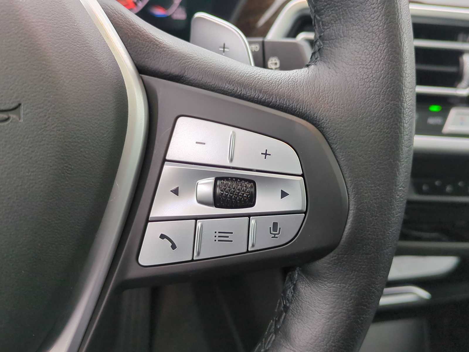 Thumbnail: 2023 BMW X3 - 26