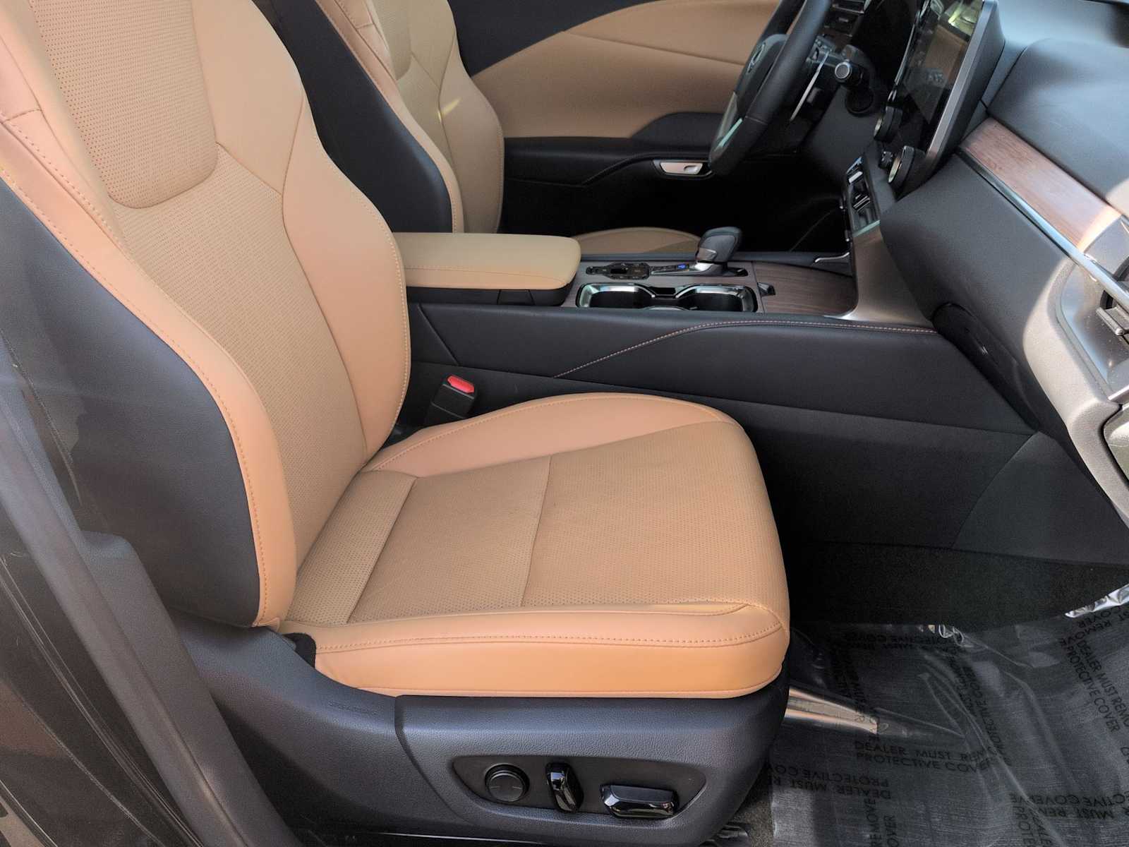 Thumbnail: 2023 Lexus RX - 24