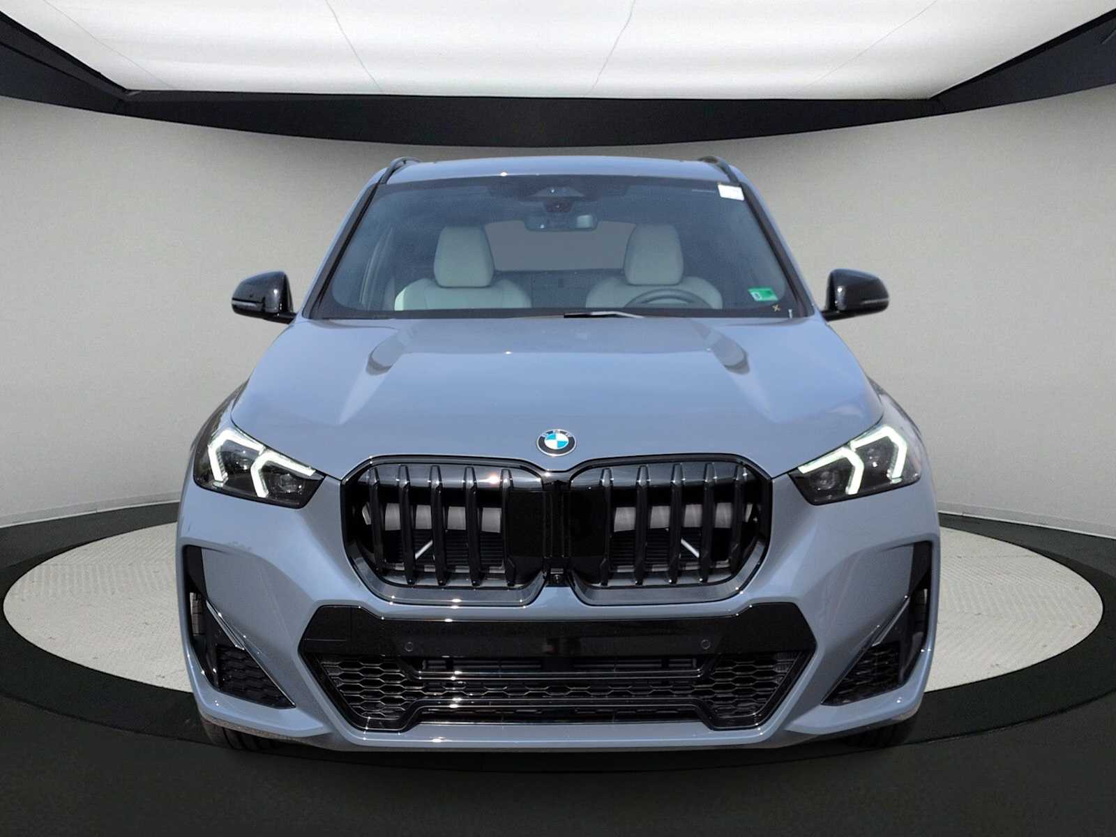 Thumbnail: 2026 BMW X1 - 3