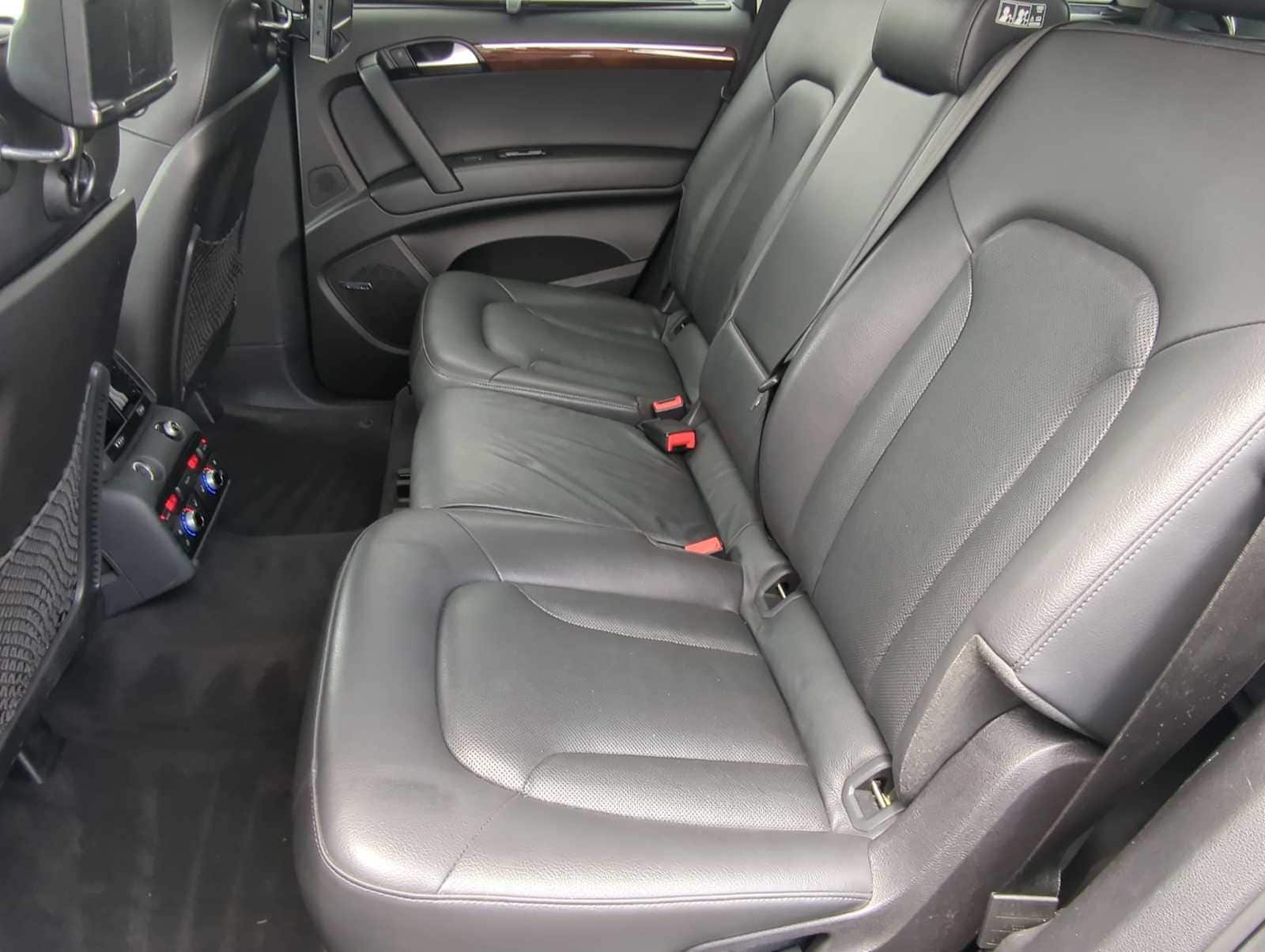 Thumbnail: 2013 Audi Q7 - 20