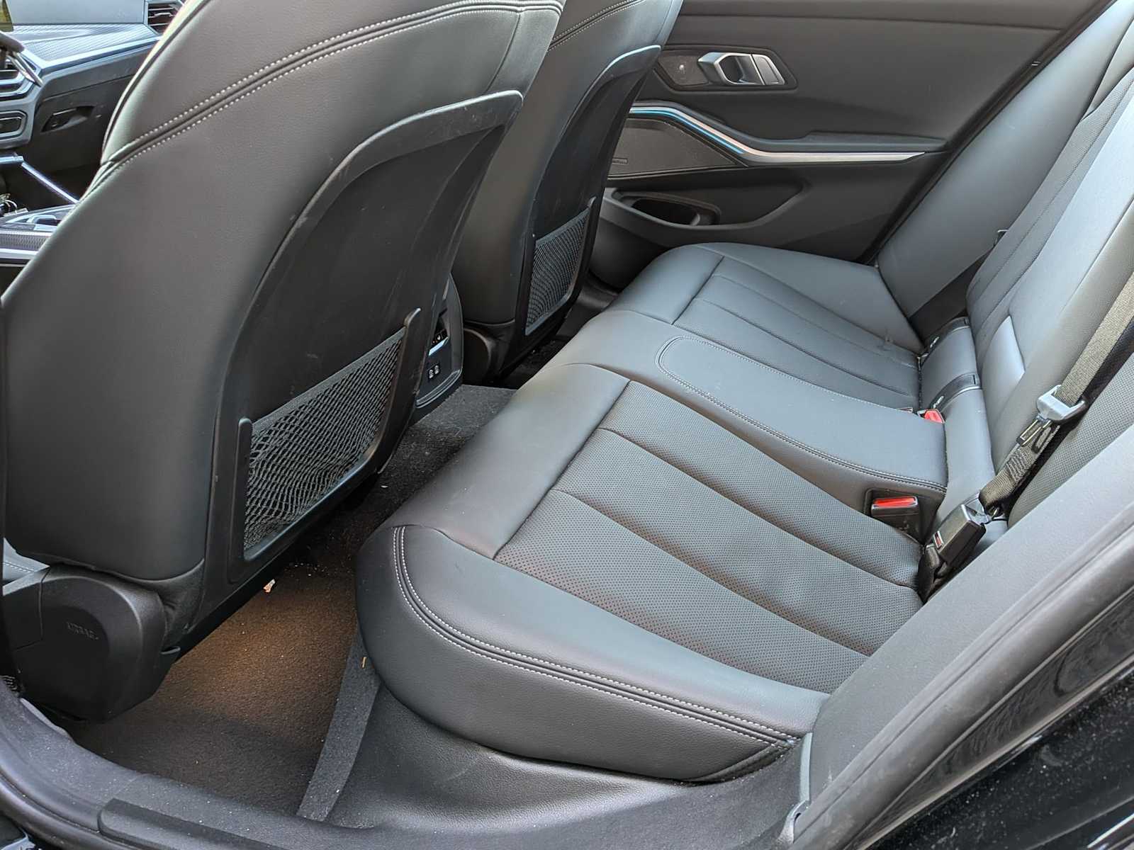 Thumbnail: 2023 BMW 3 Series - 21