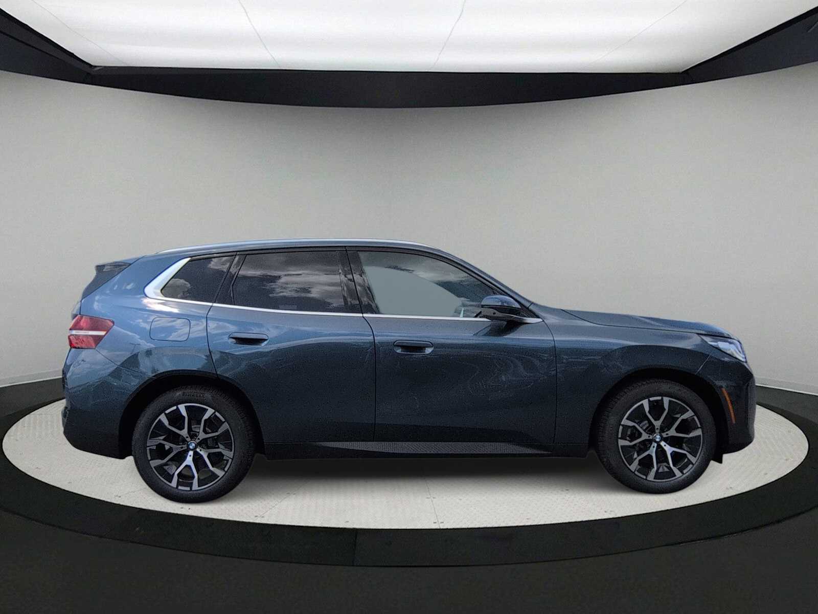 Thumbnail: 2026 BMW X3 - 9