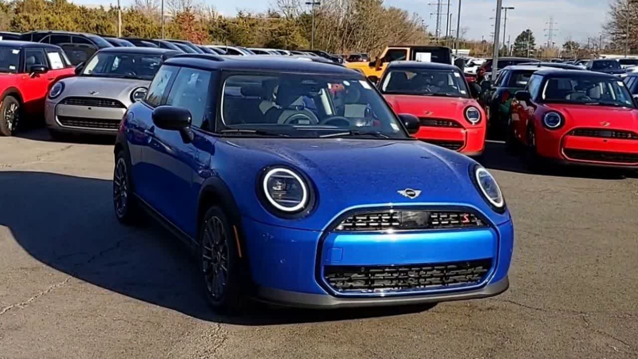 Thumbnail: 2025 MINI Cooper Hardtop - 2