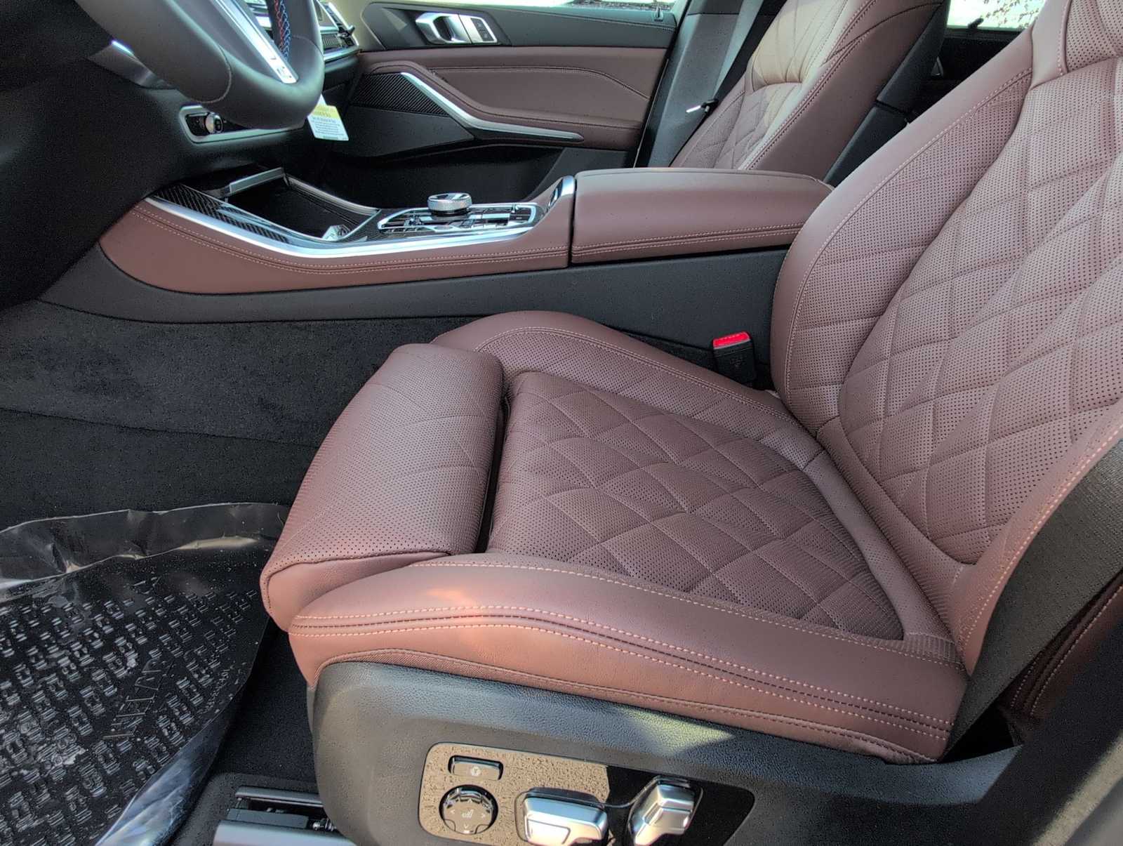 Thumbnail: 2026 BMW X5 - 16