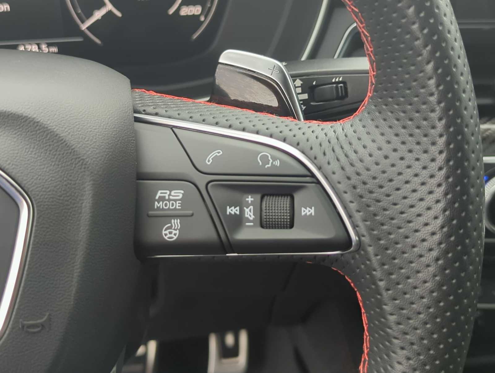 Thumbnail: 2024 Audi RS 5 - 26