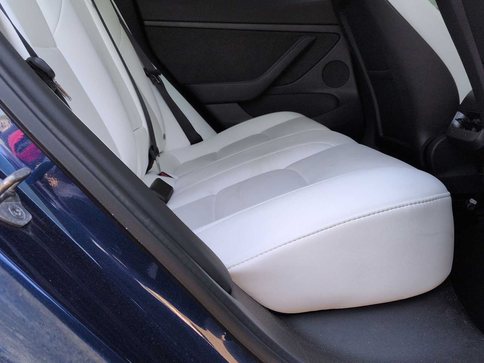 Thumbnail: 2022 Tesla Model 3 - 21