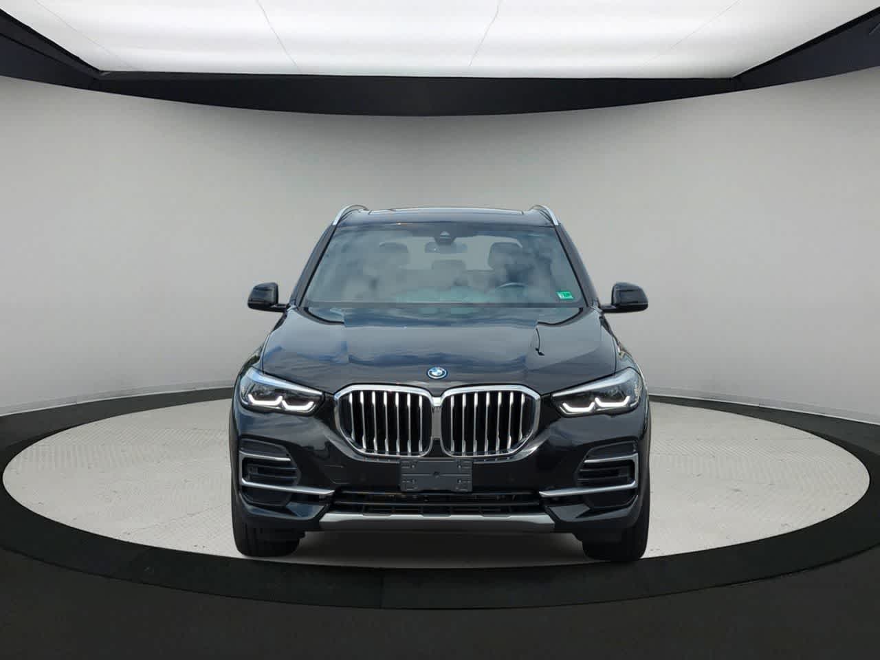 Thumbnail: 2023 BMW X5 - 3