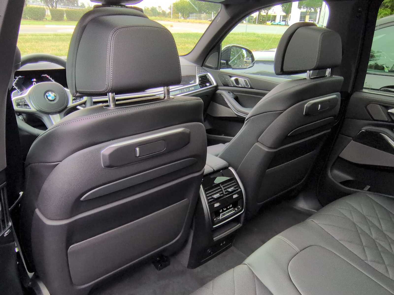 Thumbnail: 2026 BMW X5 - 19