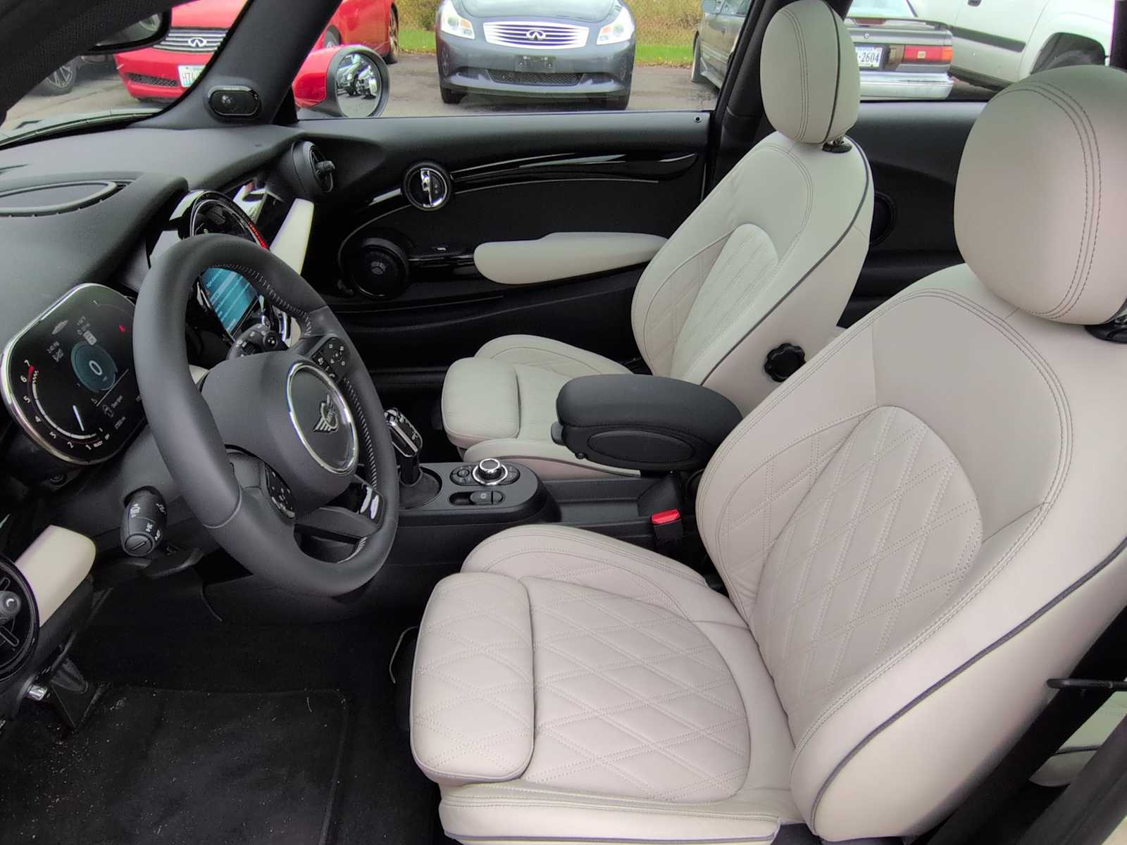 Thumbnail: 2023 MINI Cooper Hardtop - 17