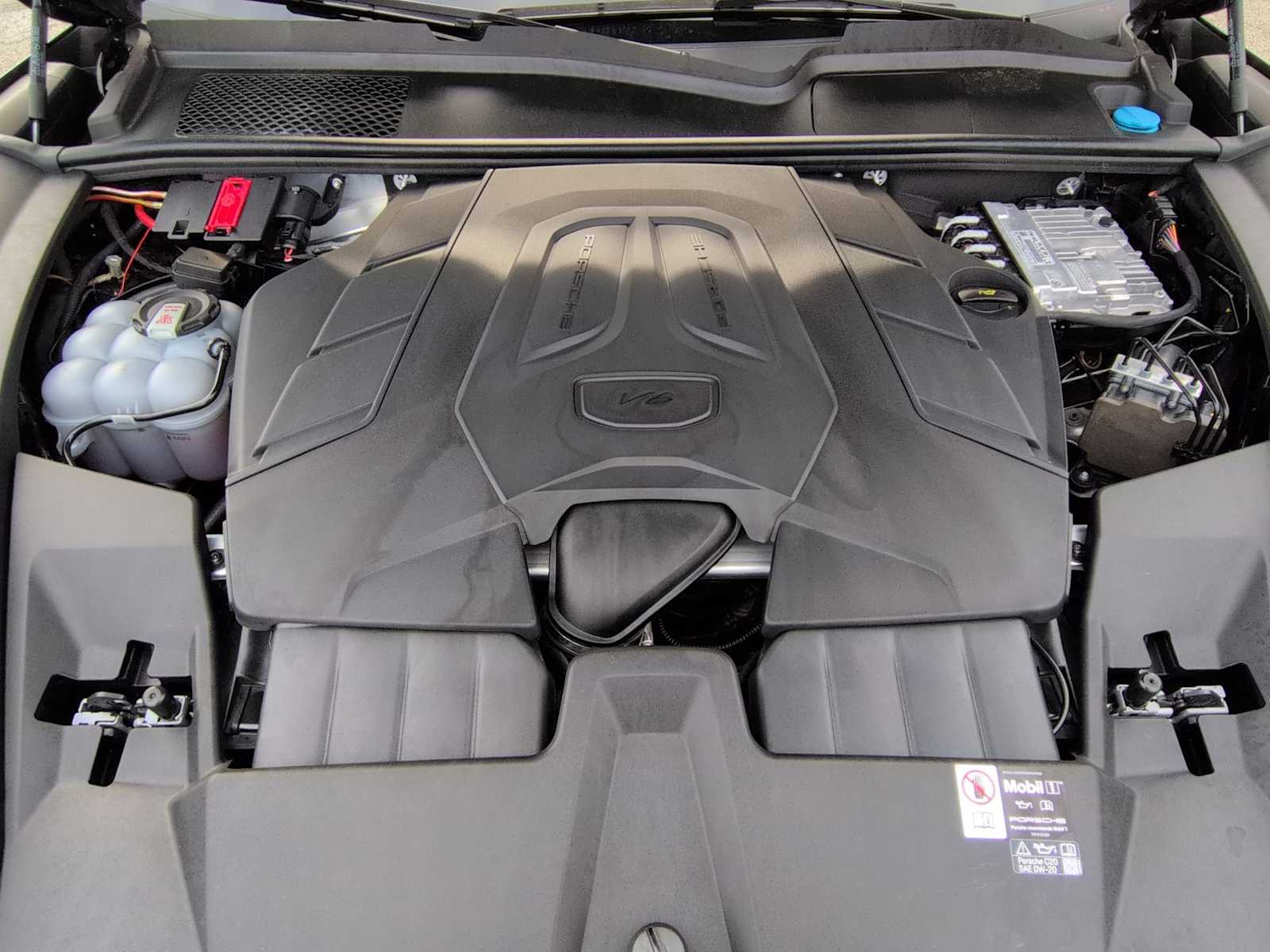 Thumbnail: 2025 Porsche  - 15