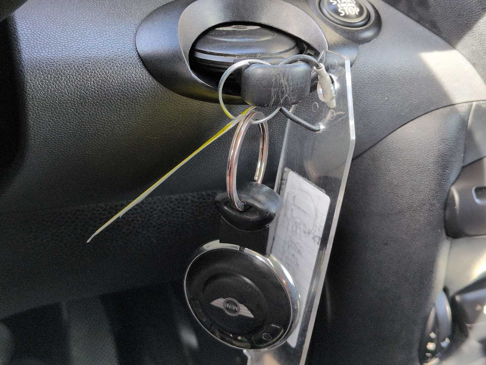 Thumbnail: 2011 MINI Cooper - 33