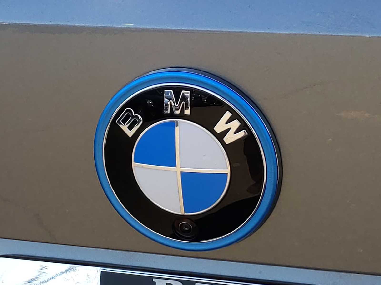 Thumbnail: 2025 BMW i4 - 11