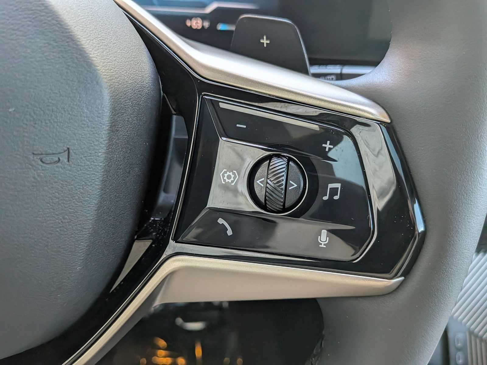 Thumbnail: 2025 BMW X3 - 27