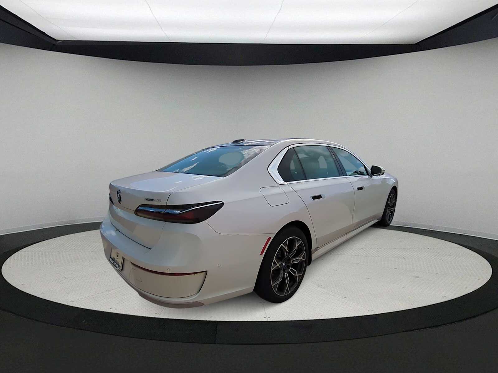 Thumbnail: 2024 BMW i7 - 8